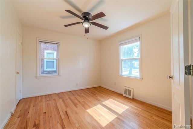 3224 N Altadena Ave – photo 5