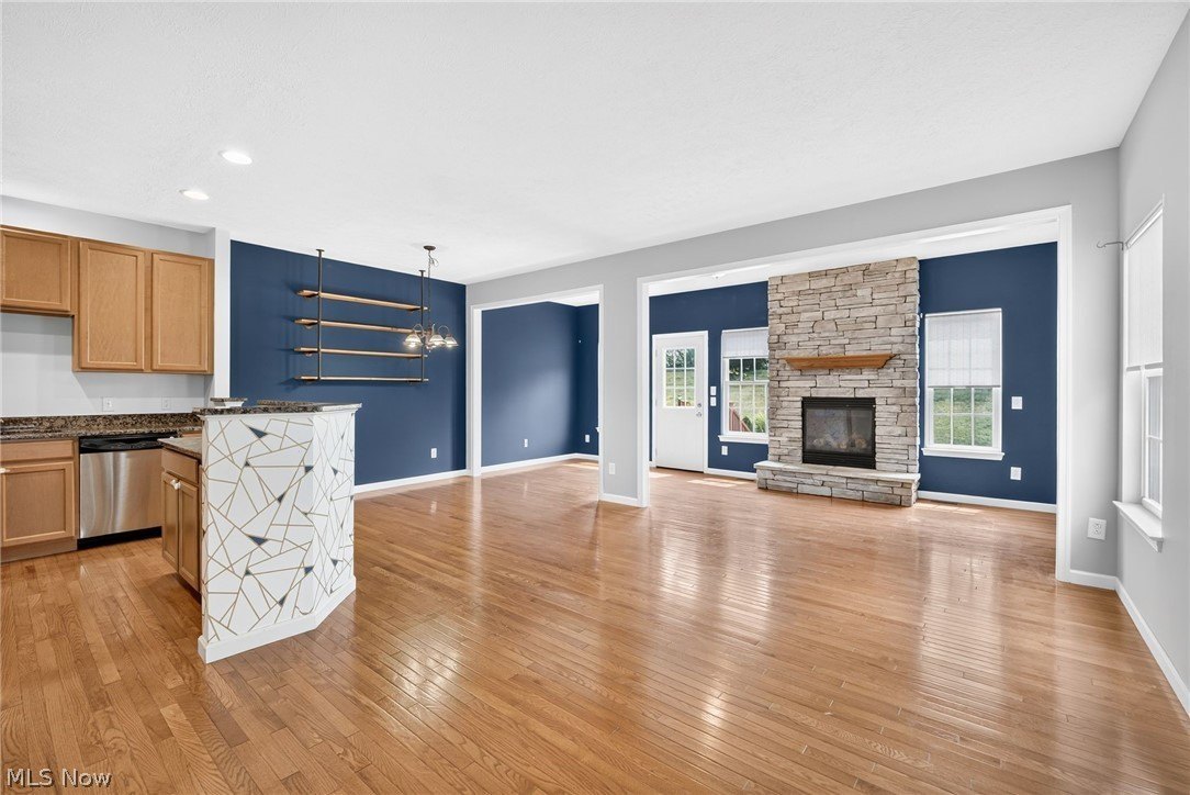 119 River Rock Way – photo 2