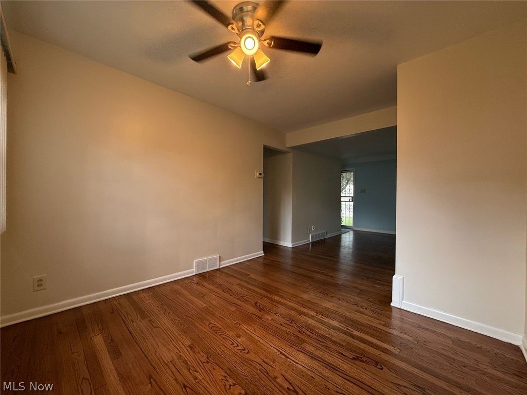 24113 E Silsby Rd – photo 5