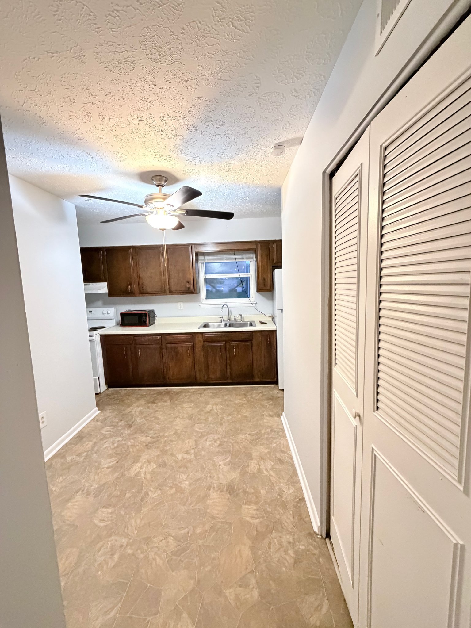 3204 Fordhaven Rd unit 2 – photo 1