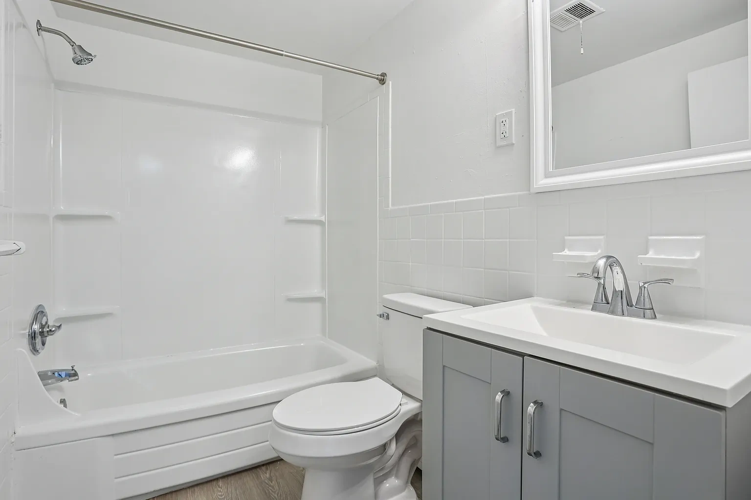 Barry Court Apartments – photo 4