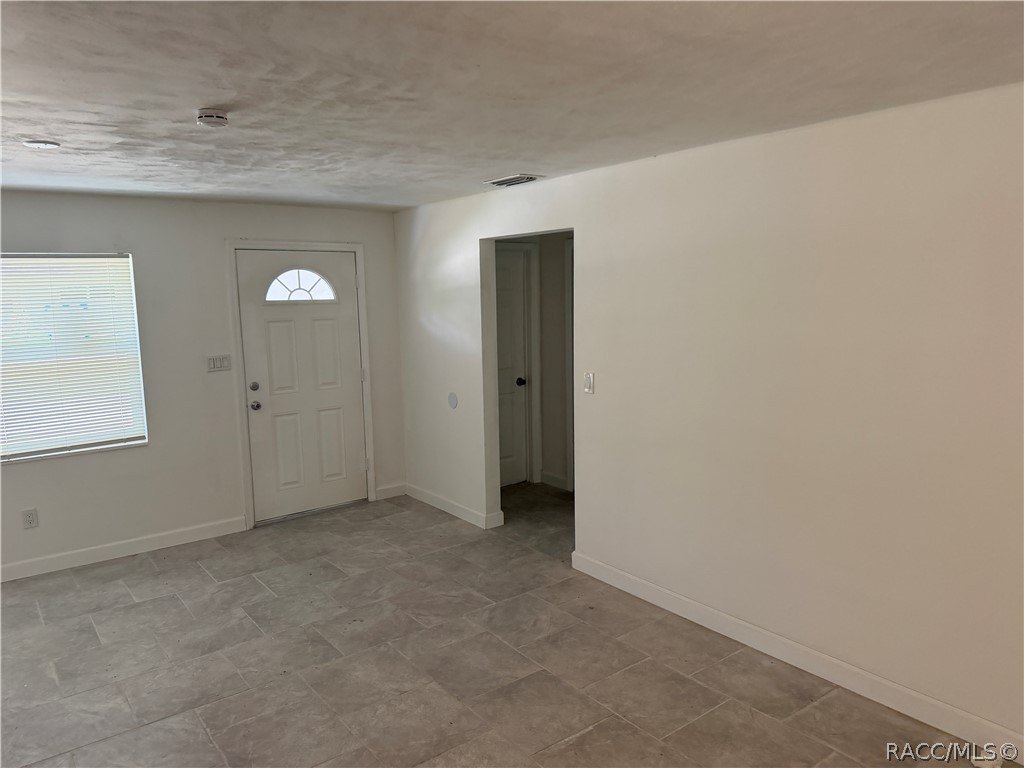 1405 Eden Dr – photo 3