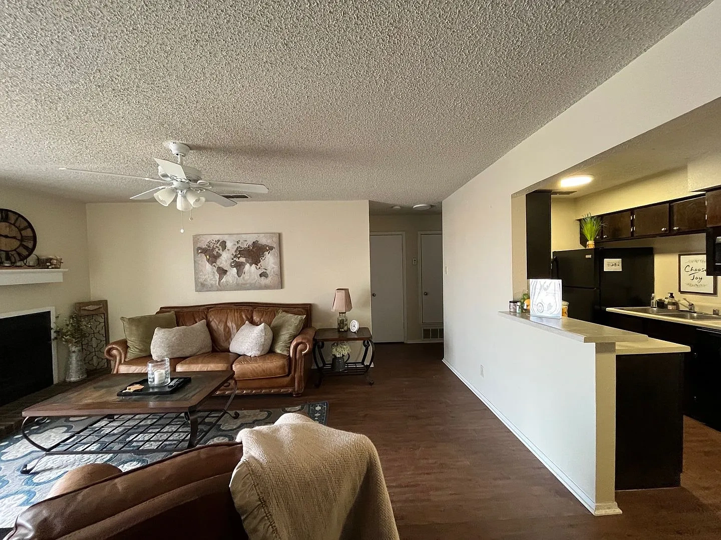Bentwood Apartments – photo 1