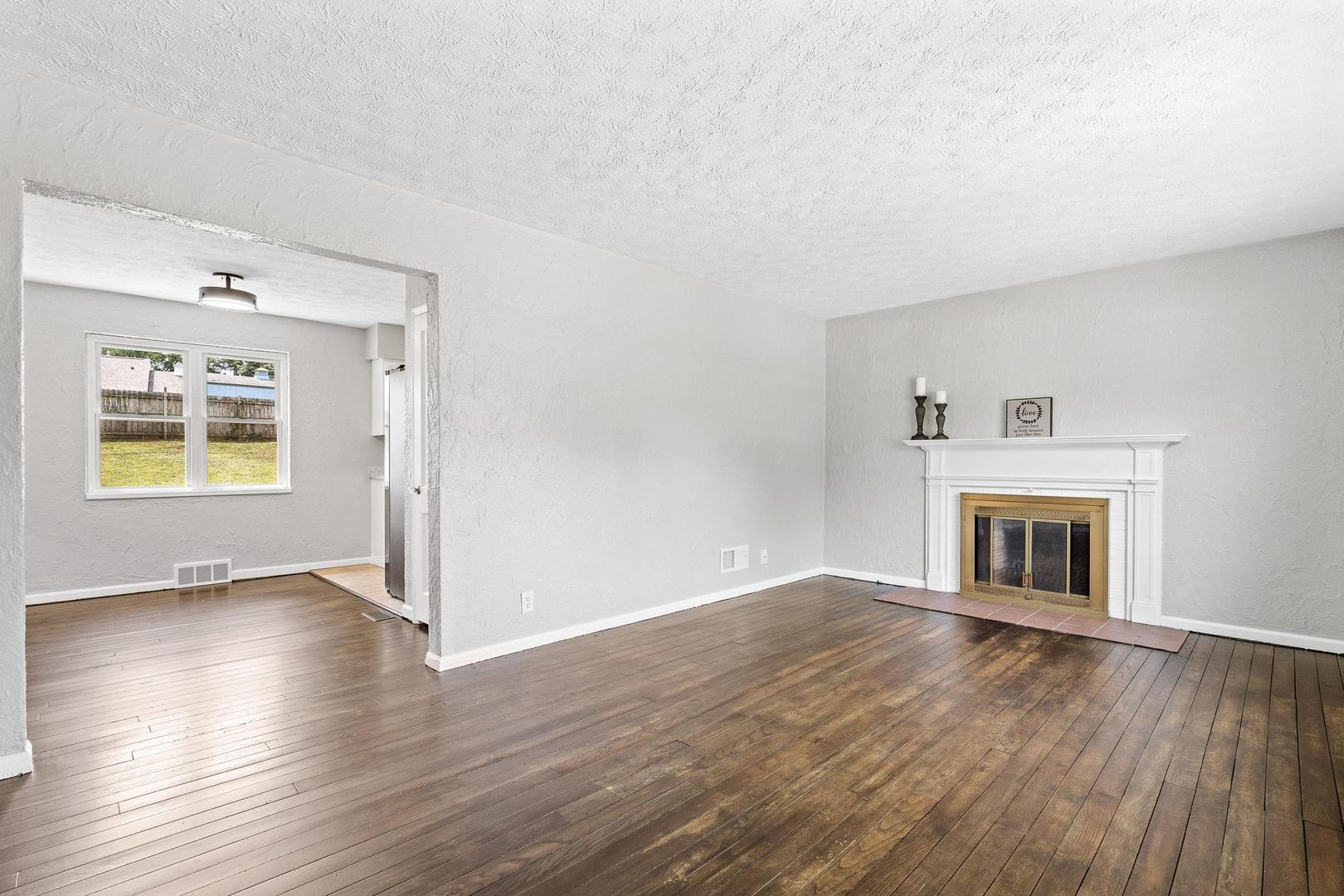 110 S Bromfield Rd – photo 3