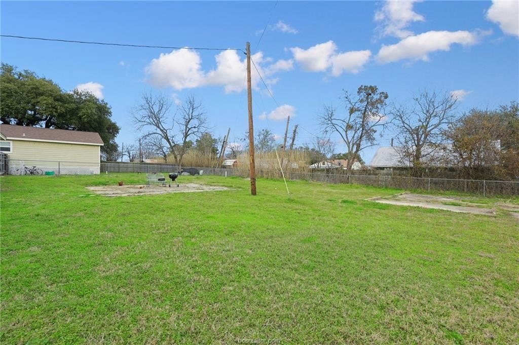 1807 S College Ave – photo 5