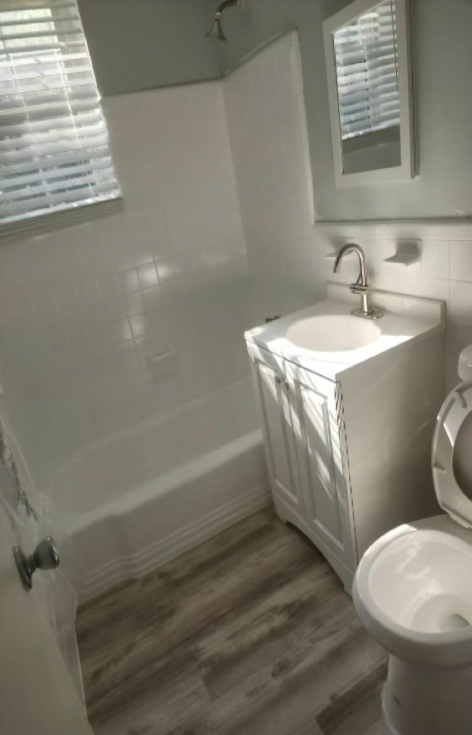 4200 South Capitol St SE – photo 2