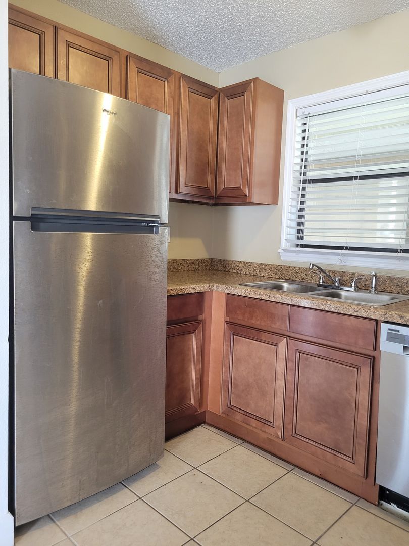 1800 3rd Ct SE unit G – photo 4