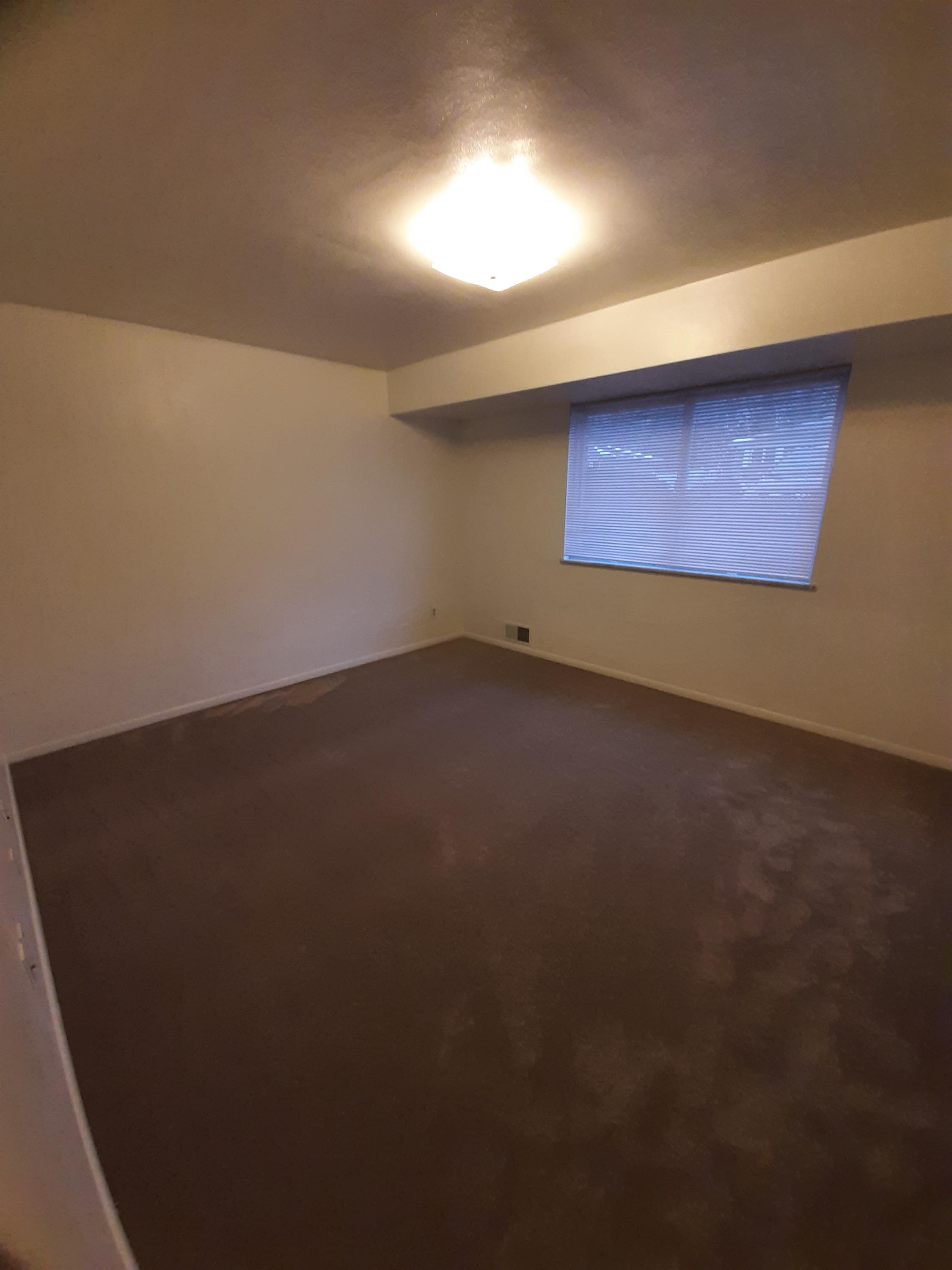 143 Lynwood Manor unit MANOR-1 – photo 1