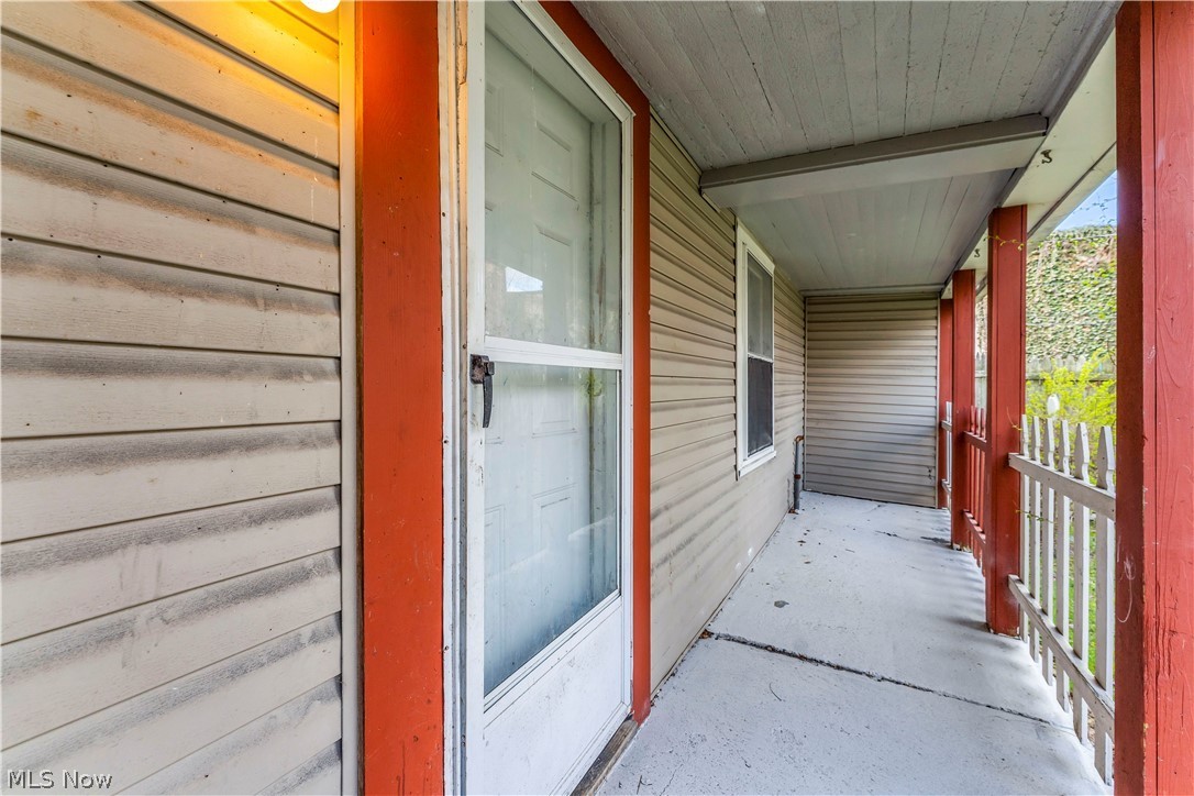 7945 Lorain Ave unit 7947/Back House – photo 4