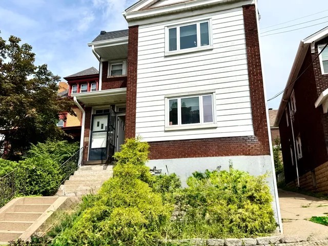 3518 Beechwood Blvd unit 1 – photo 1