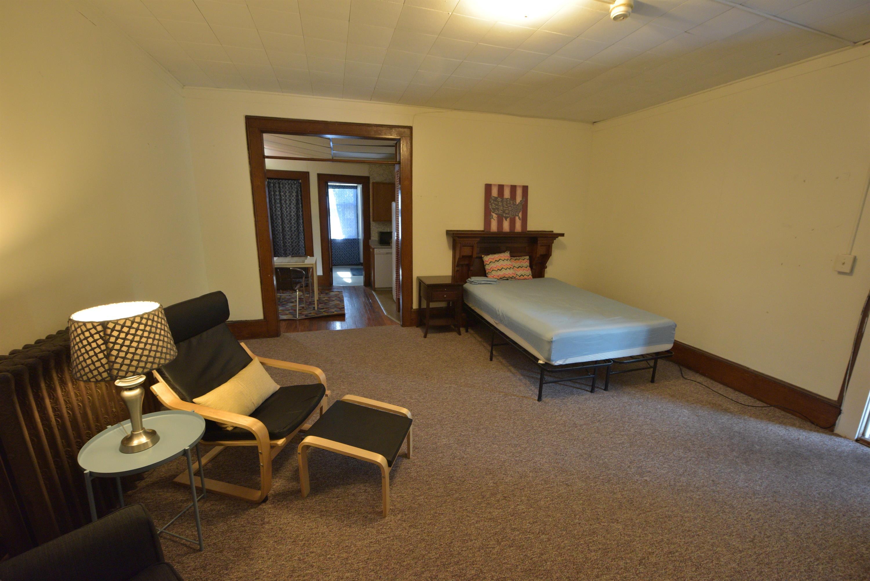408 Stewart Ave unit 2 – photo 4