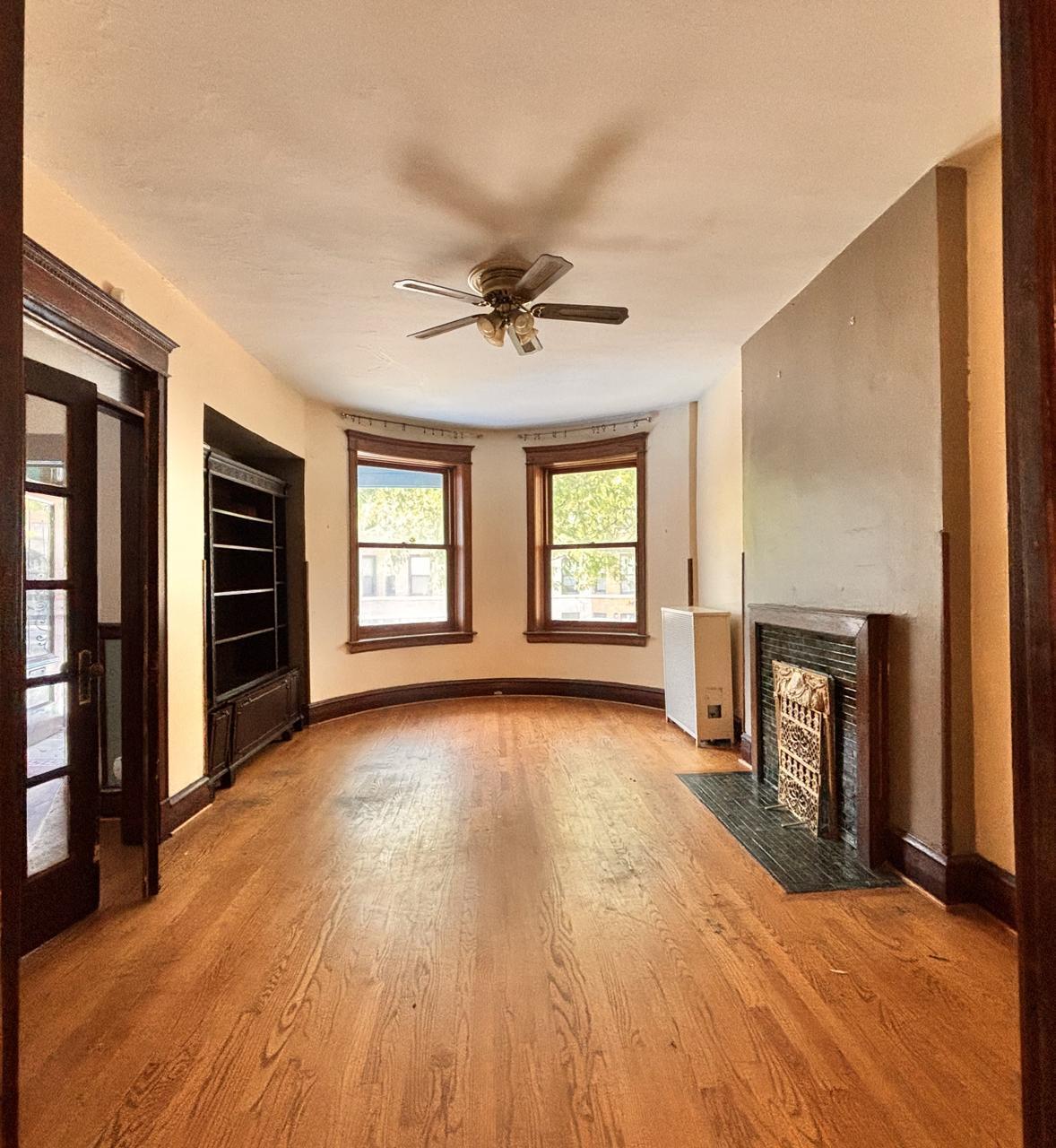 5403 S Maryland Ave – photo 4