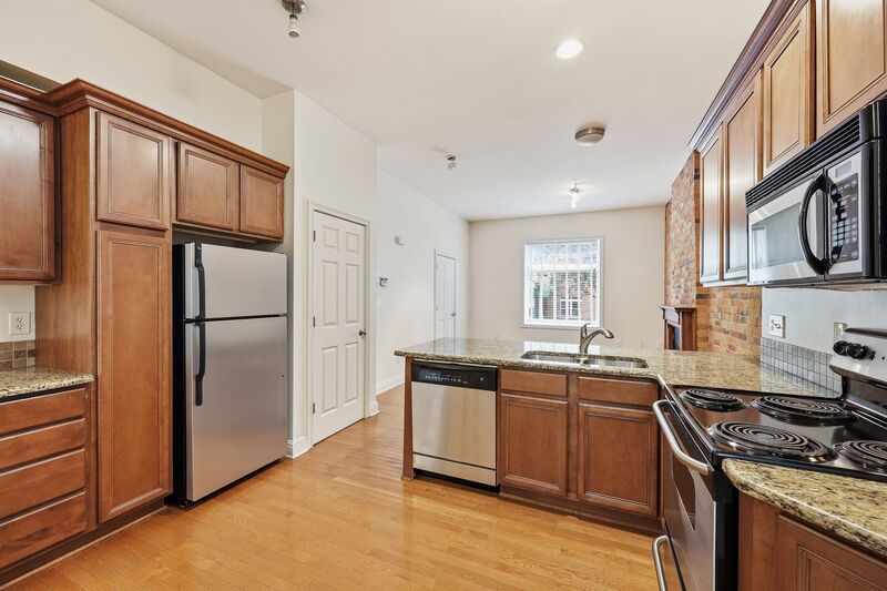 34 Buttles Ave – photo 1