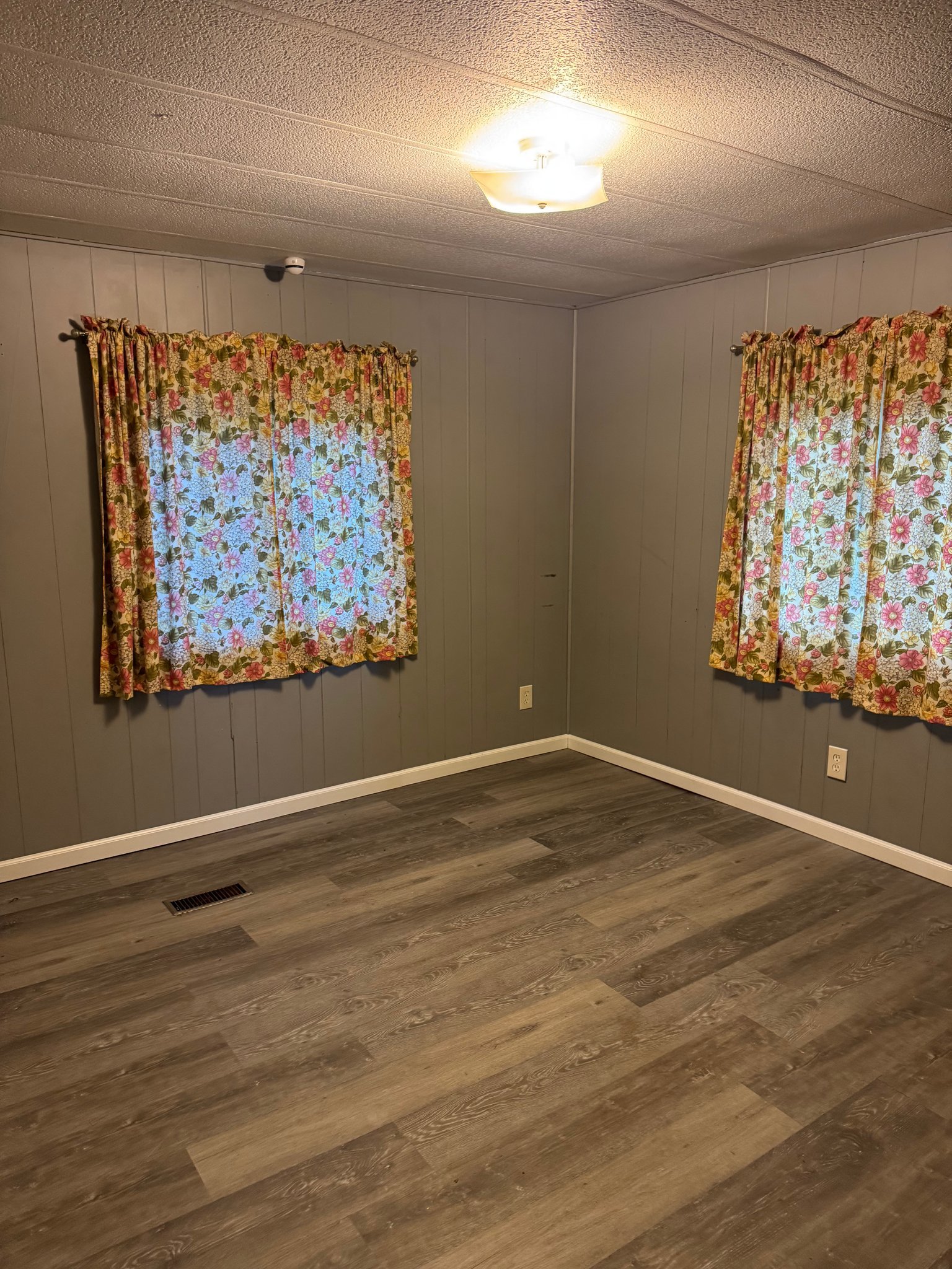 6247 Love Warner Rd – photo 5