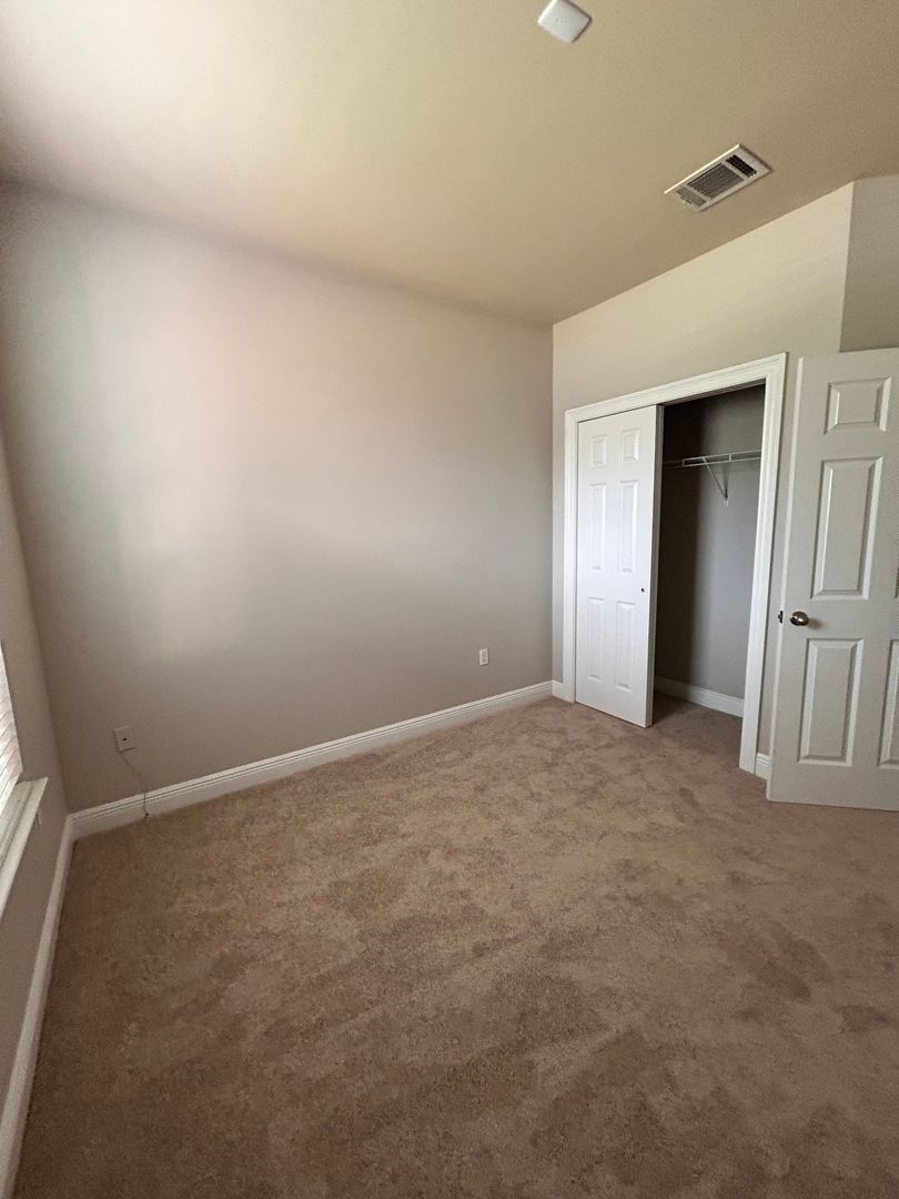 5206 Lone Pine Ln – photo 3