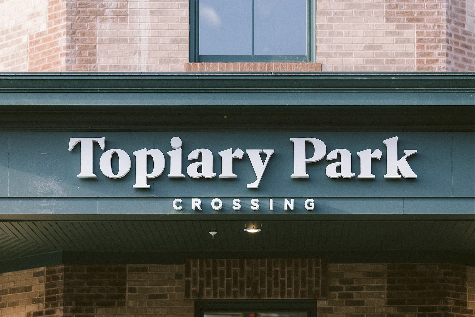 Topiary Park Crossing – photo 3