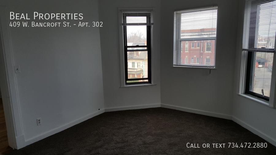 409 W Bancroft St – photo 5
