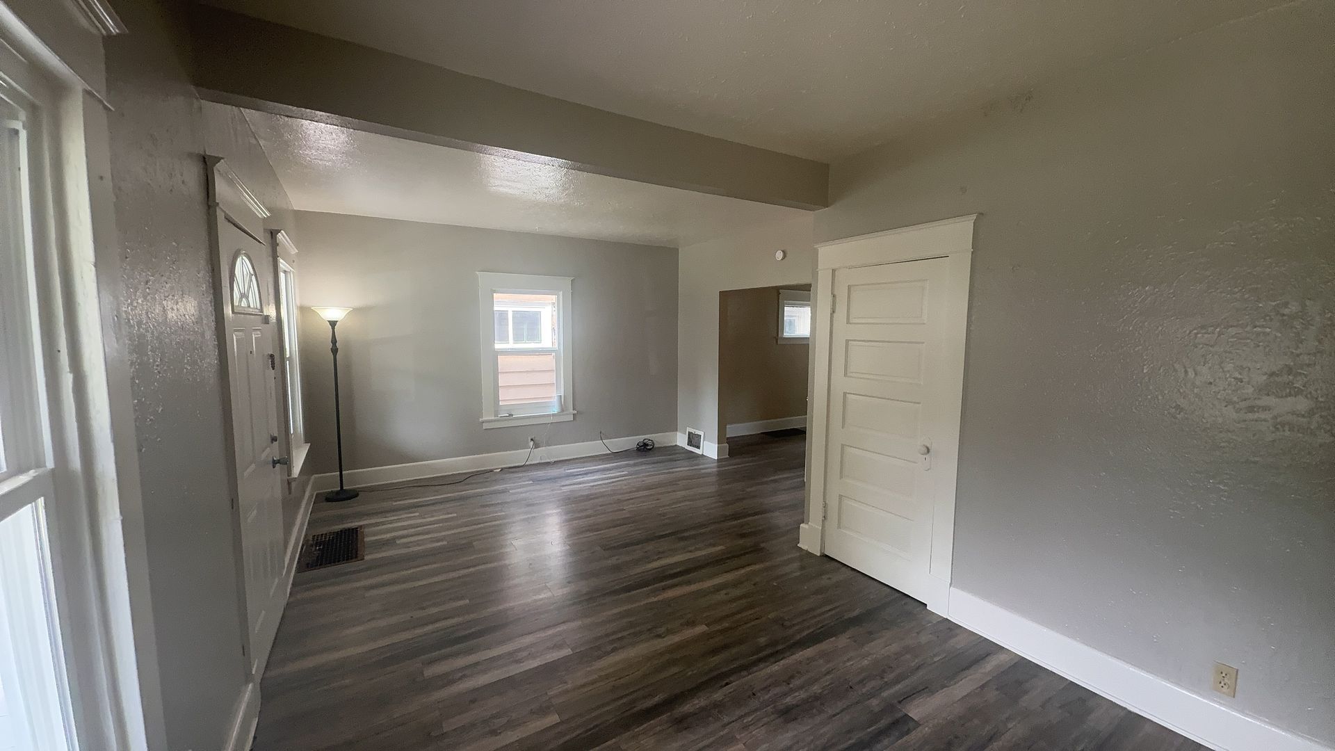 247 E Pearl St – photo 5