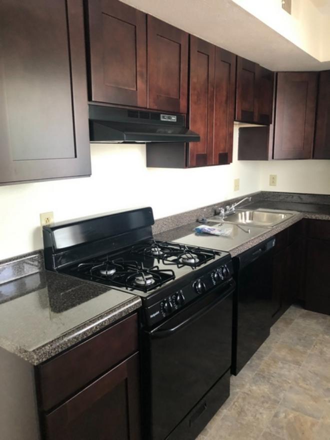 2200 Foxbourne Rd – photo 1
