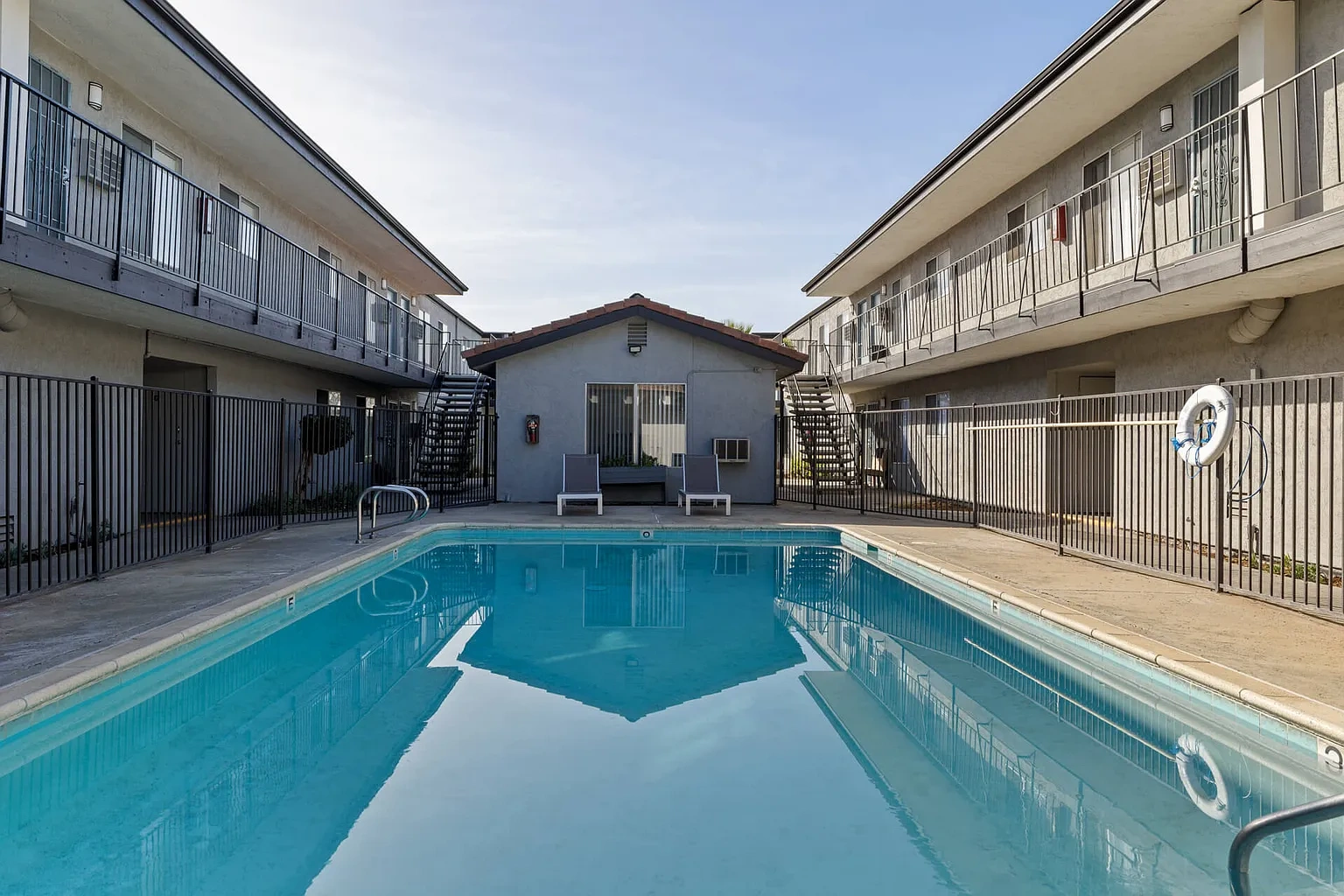 Valle at 9121 Kenwood – photo 2