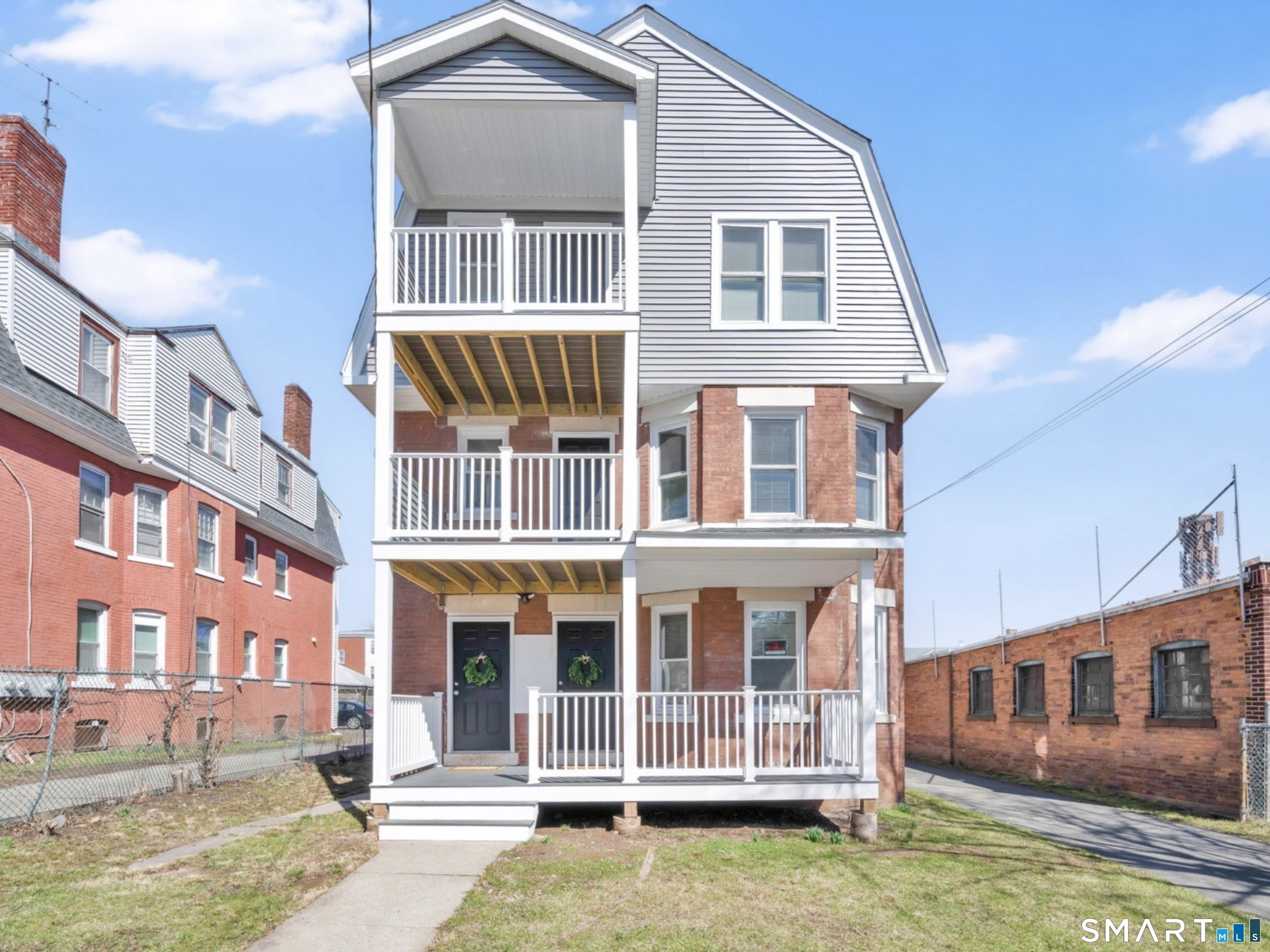 144 Madison St #3 – photo 1