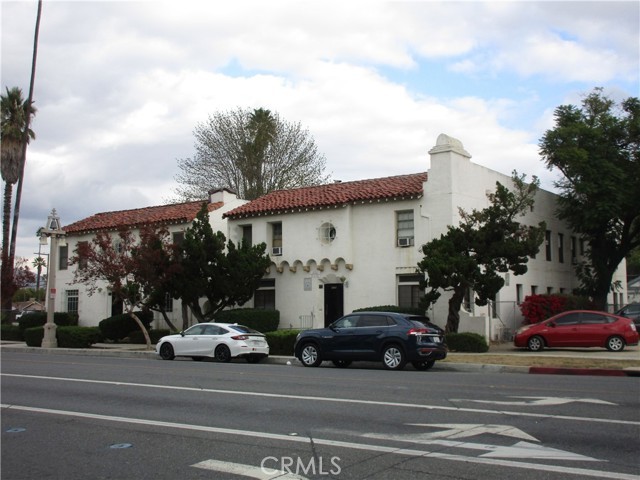 3260 Main St – photo 1