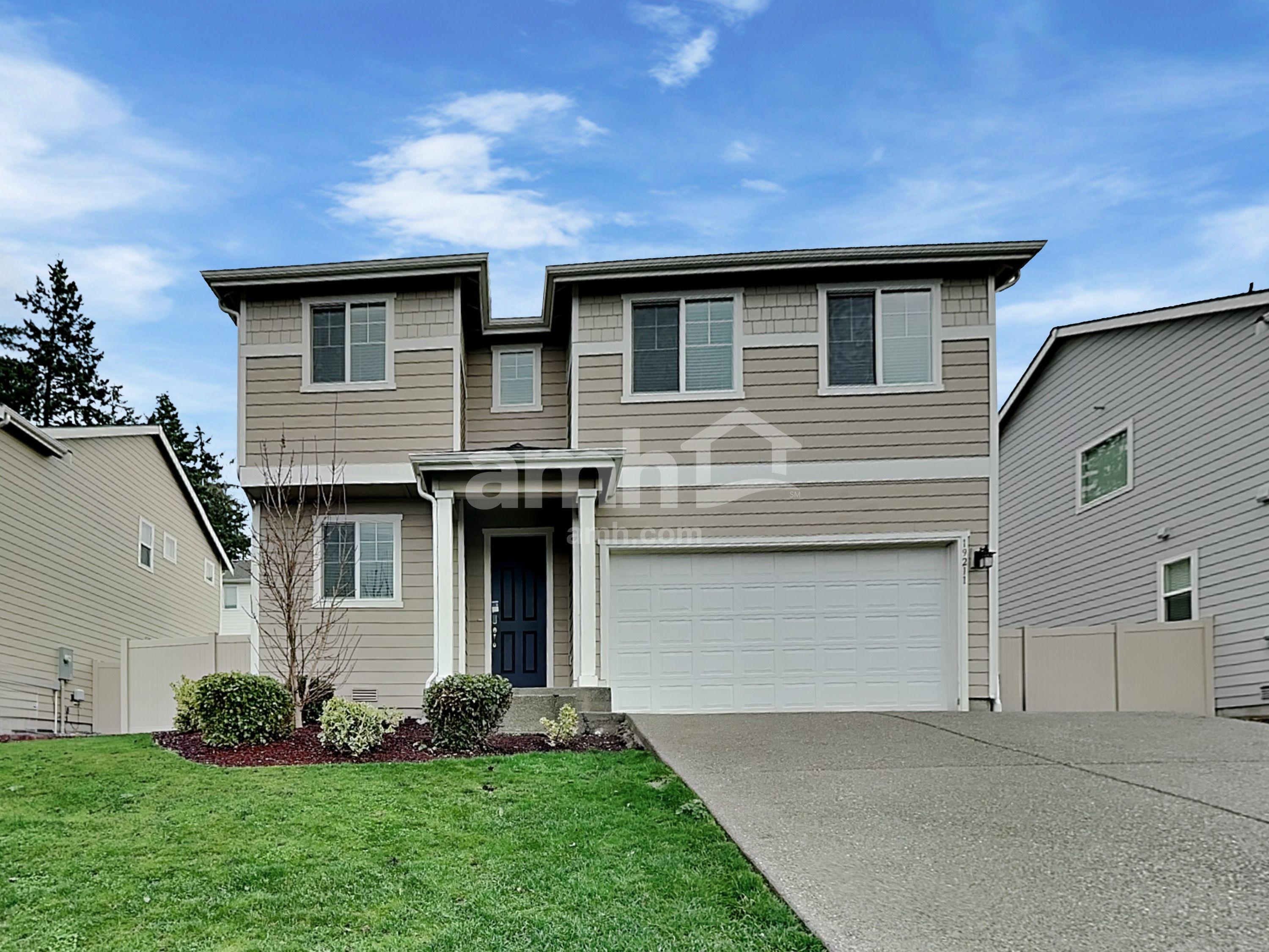 19211 15th Ave Ct E – photo 1