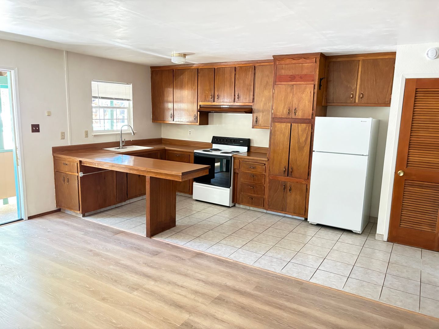 769 Modesto Ave unit 2 – photo 5