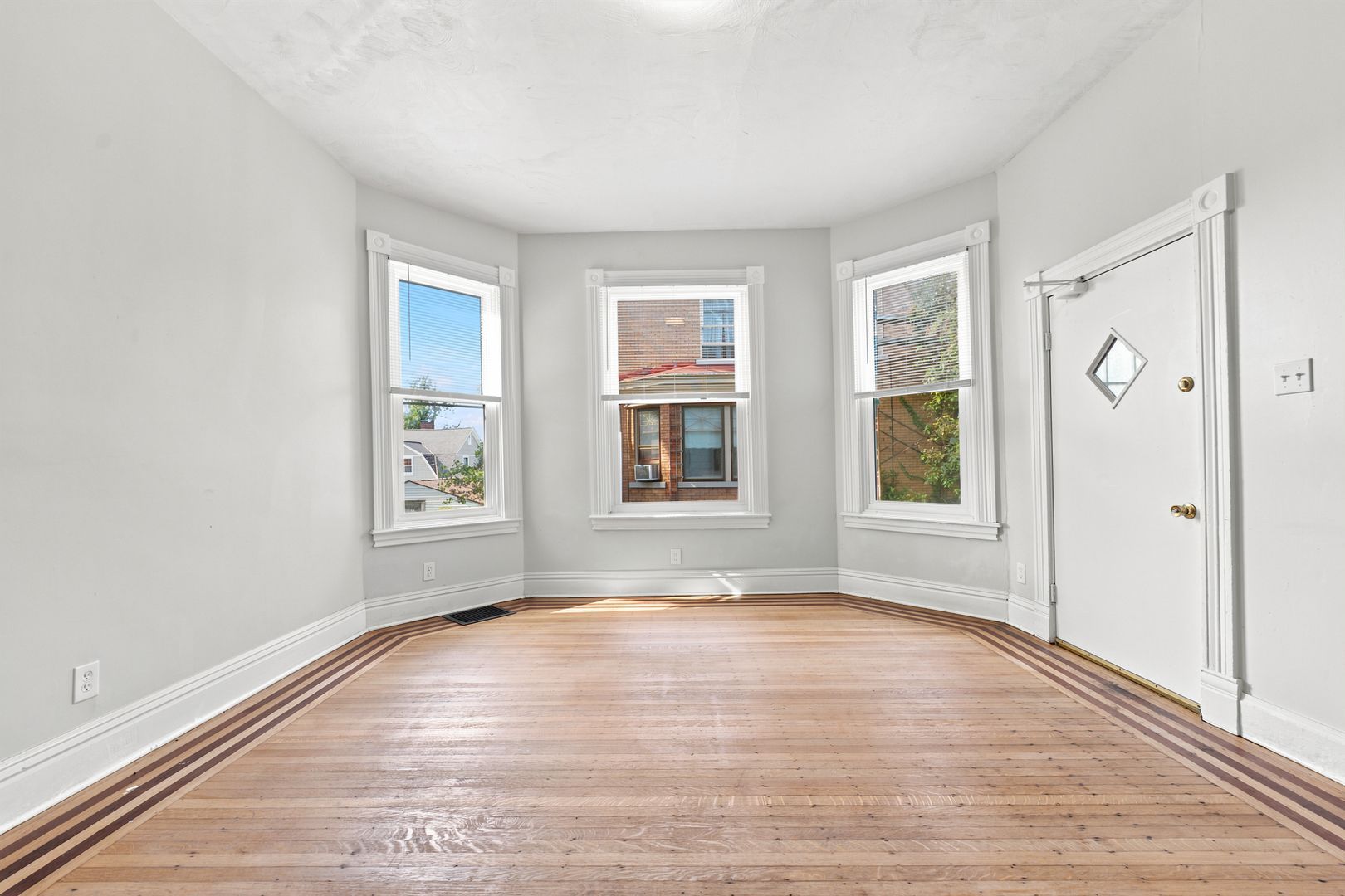 67 Oregon Ave unit Unit 2 – photo 2