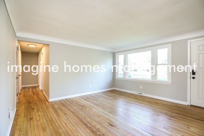 7152 Welland Dr – photo 5