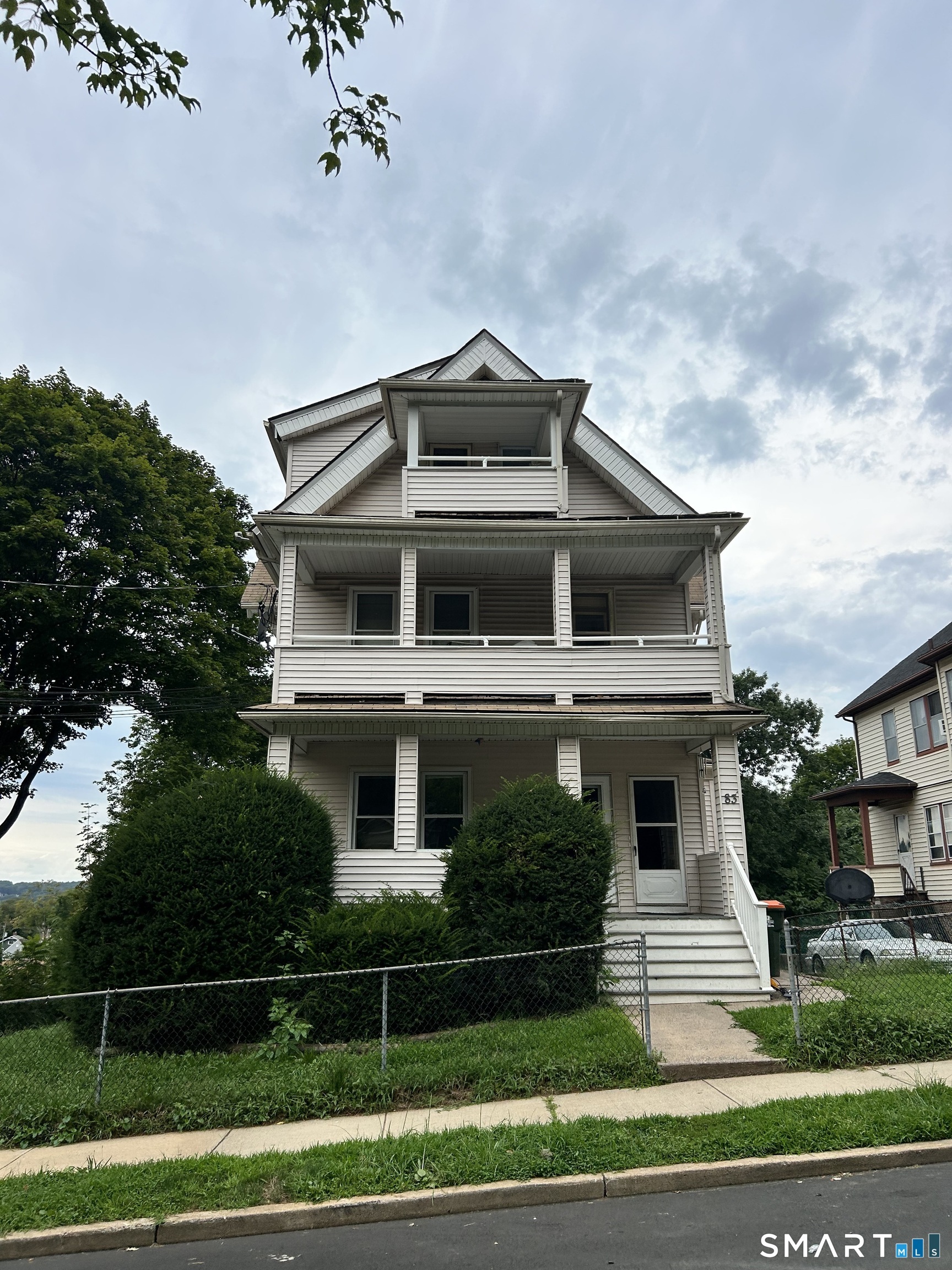 83 Pleasant St – photo 1