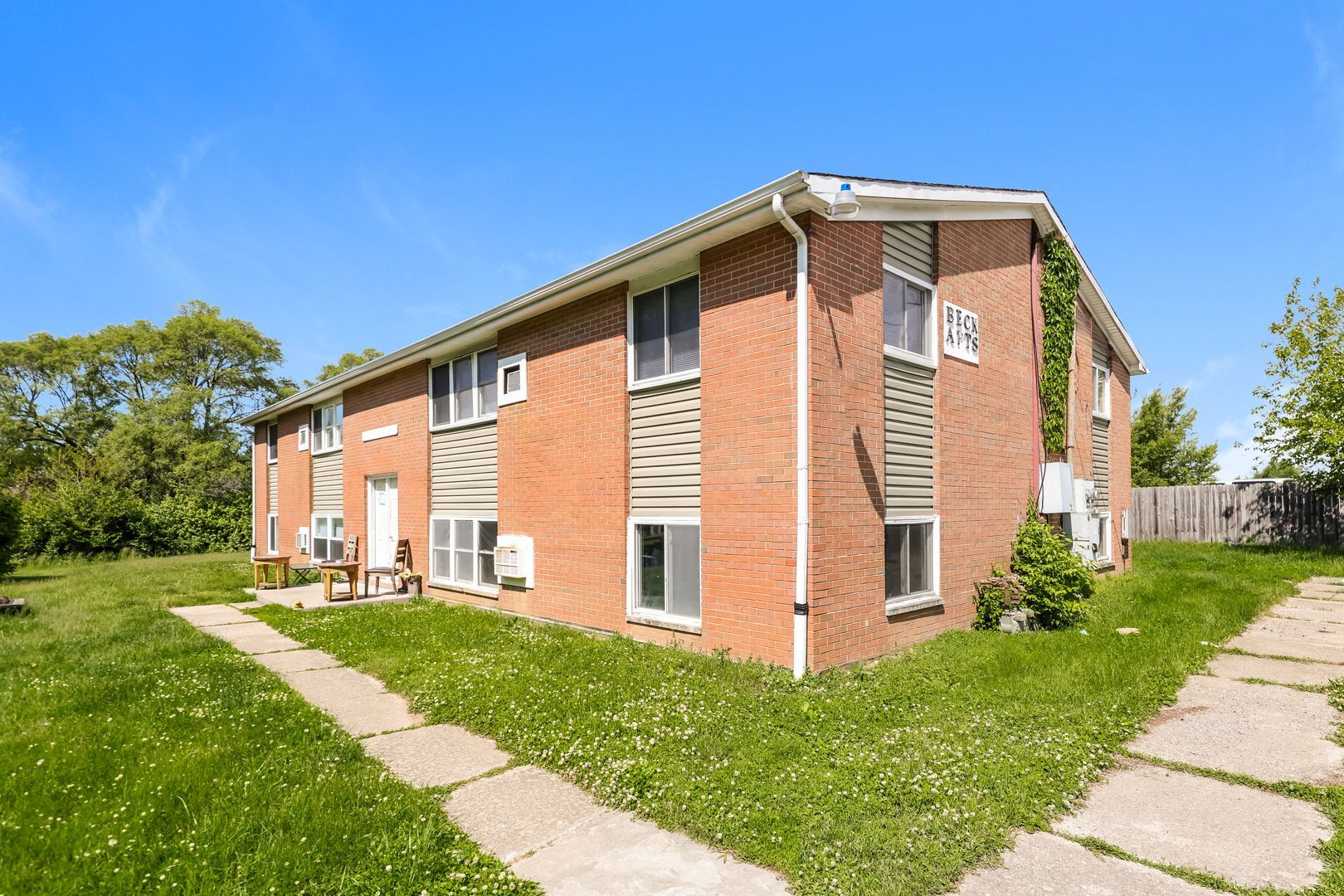 3611-3625 Charlotte Dr unit 3625 – photo 2