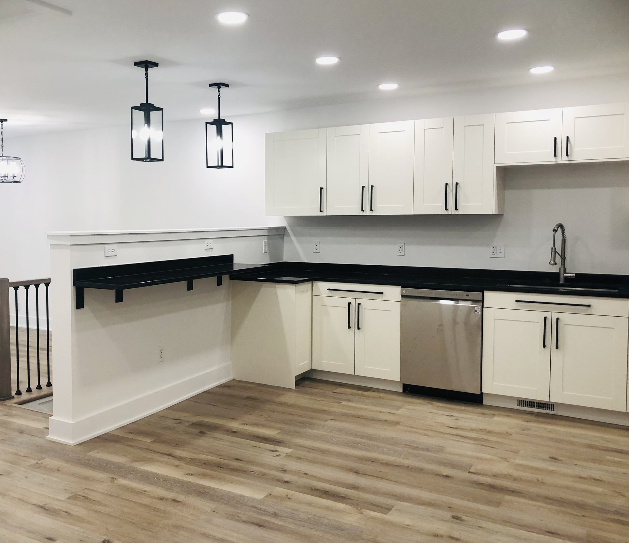 2867 Charing Rd – photo 2