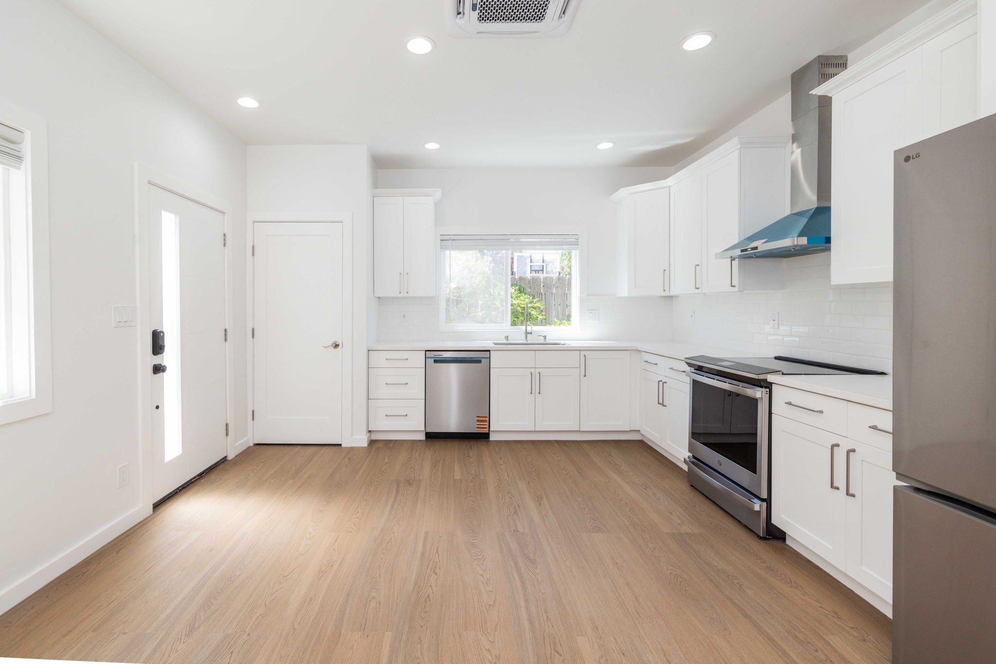 19139 Vaughn Ave – photo 4