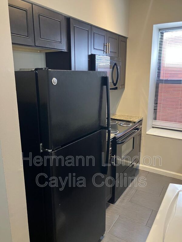 3854-3856 Folsom Ave unit 1F – photo 4