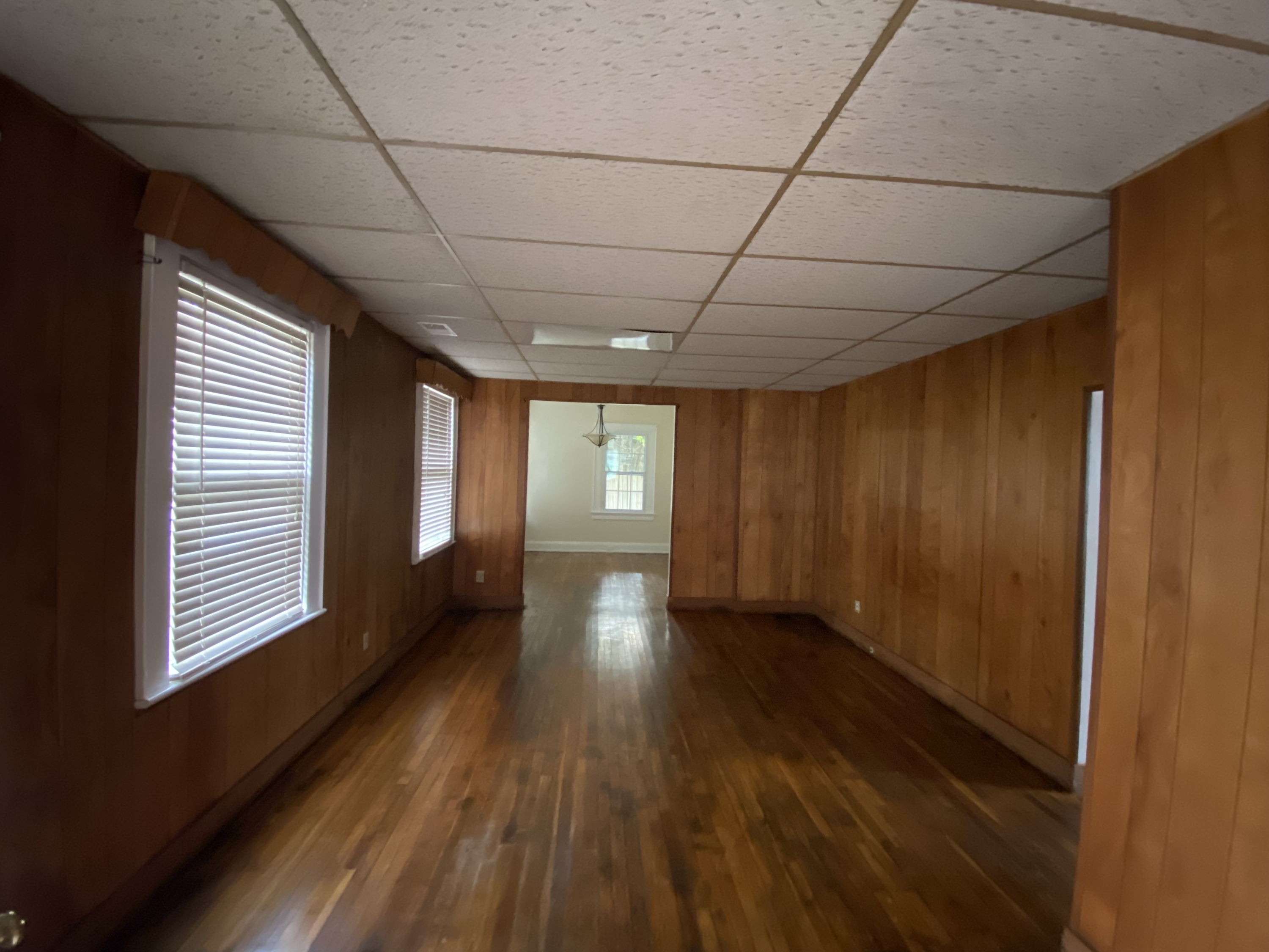 5001 Farrell Ave – photo 4
