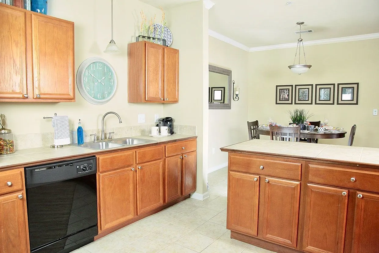 Ivy Park Apartments – photo 4