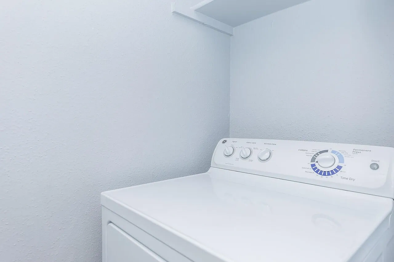 Sawgrass Apartments – photo 1