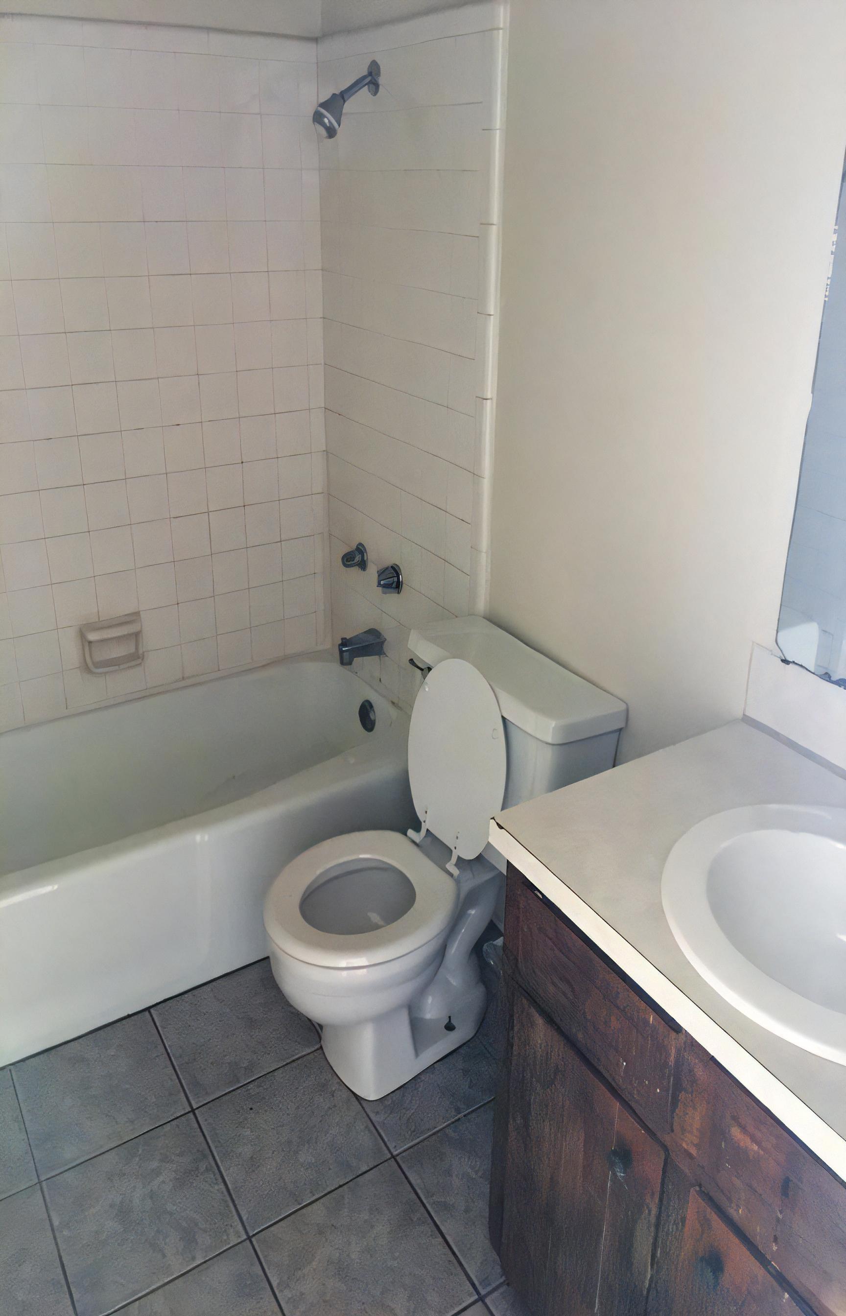 5400 Stanley Dr unit # 3 – photo 4