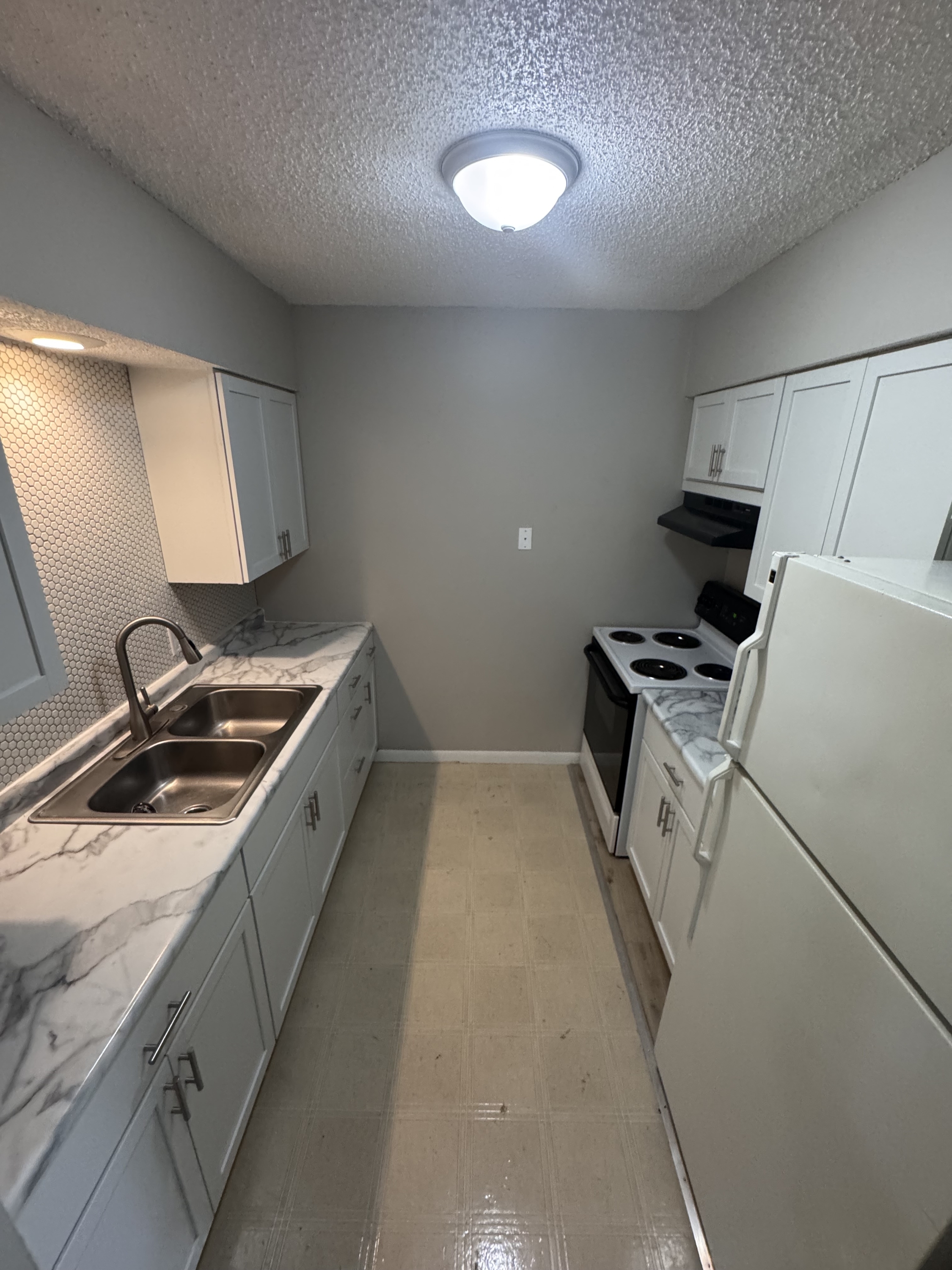206 E Center St unit 11 – photo 4