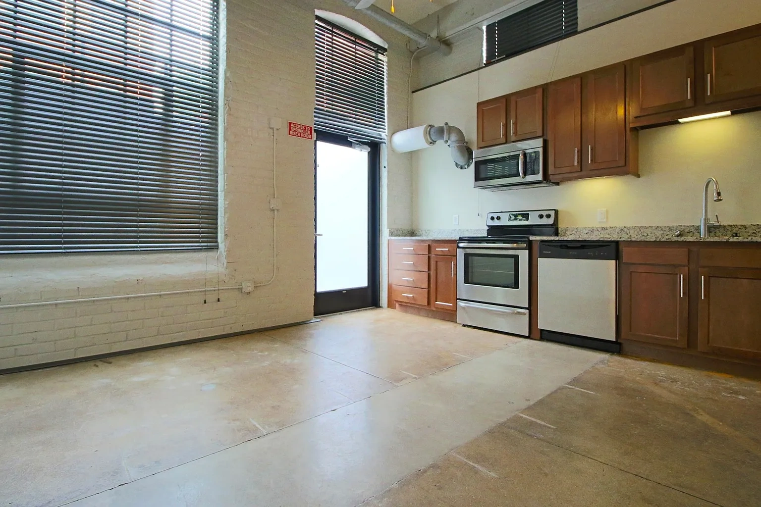 Main 2323 – Floor plan