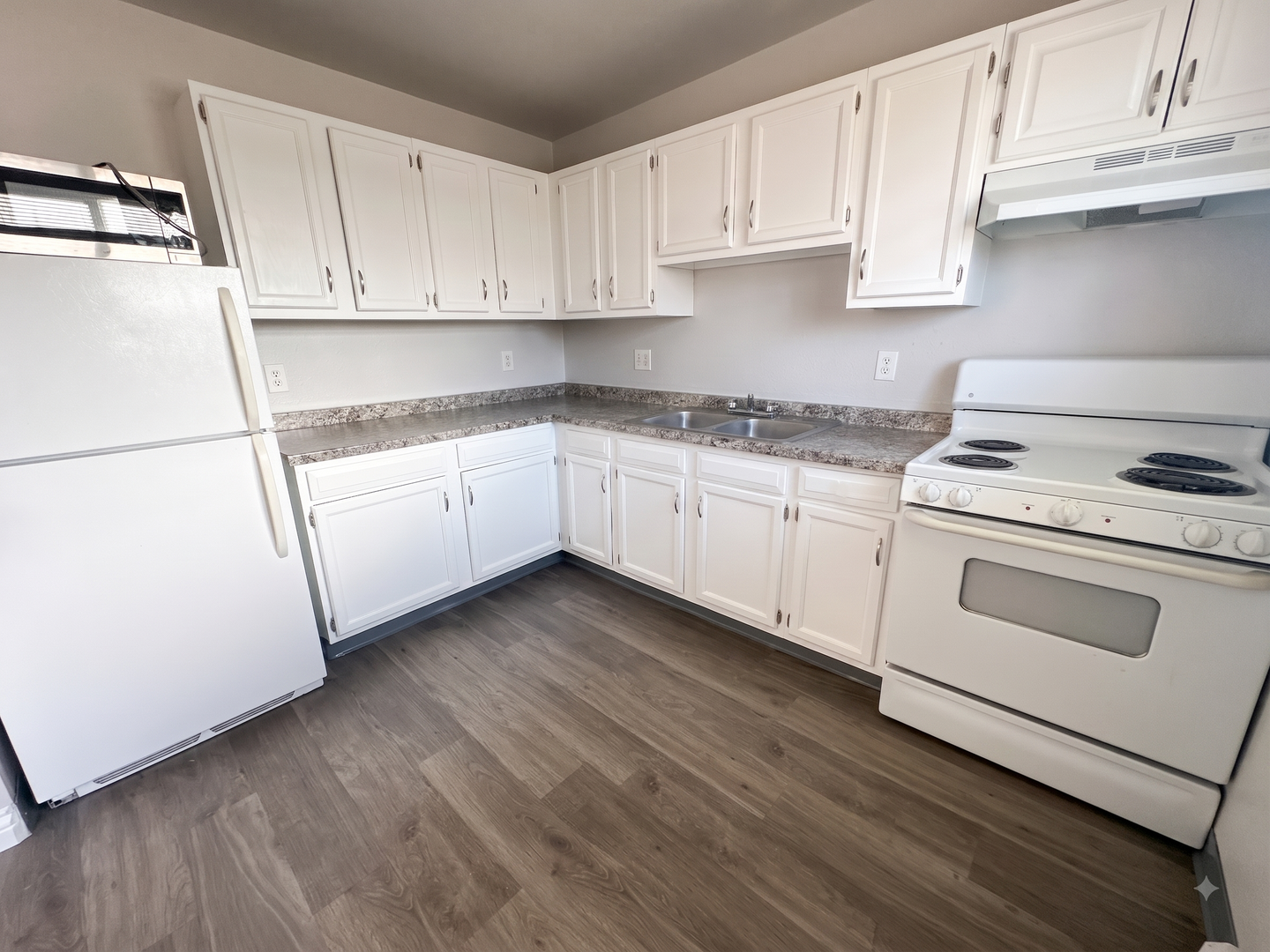 3351 Lafayette St – photo 1
