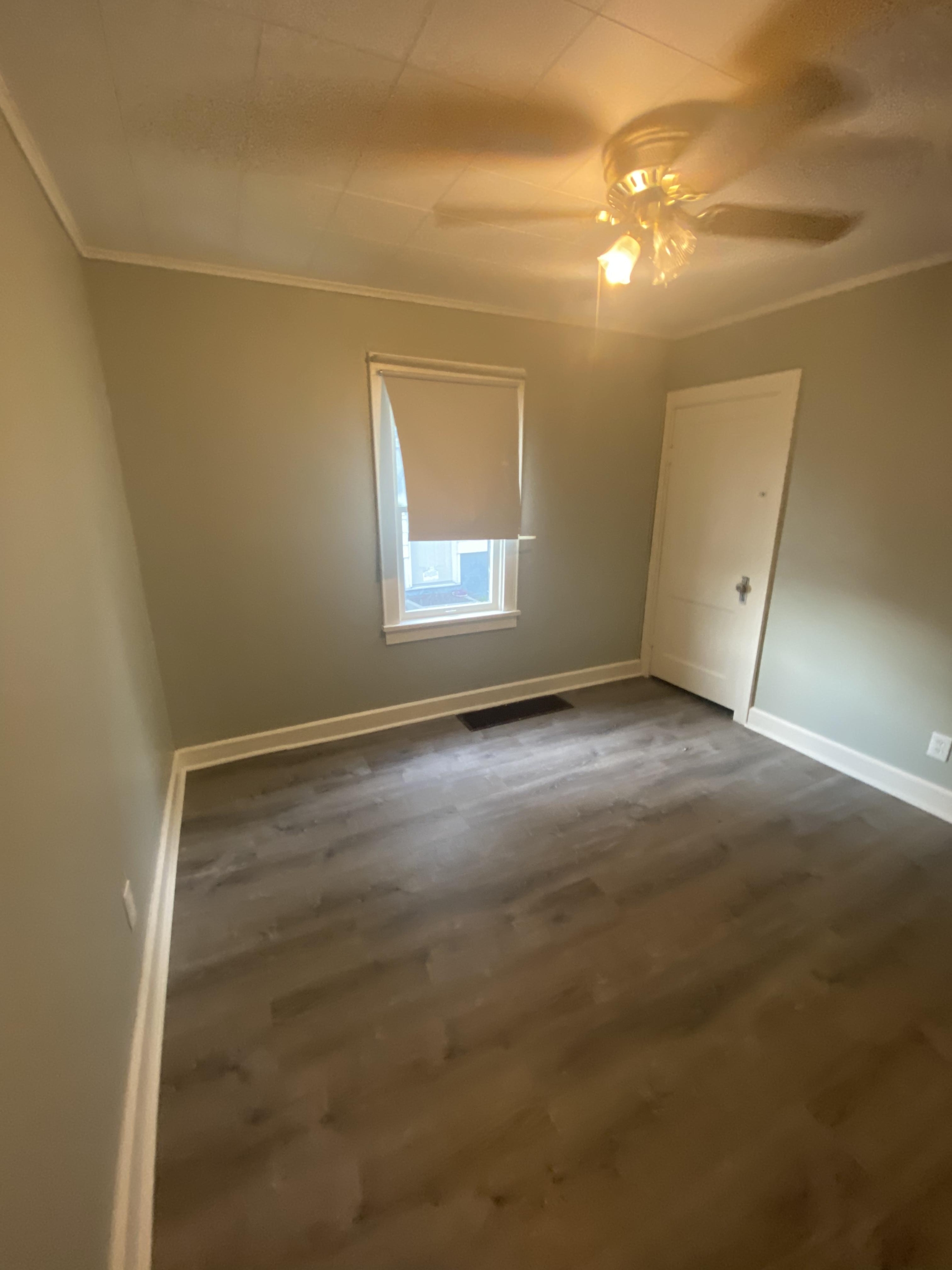 359 E Ohio Ave – photo 3