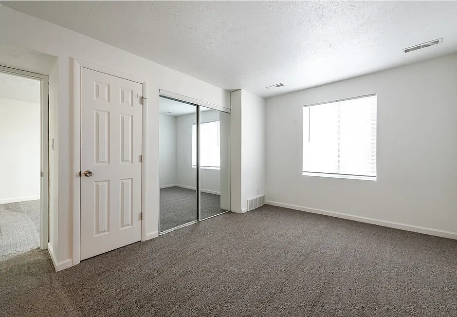 Skyview Manor – photo 4