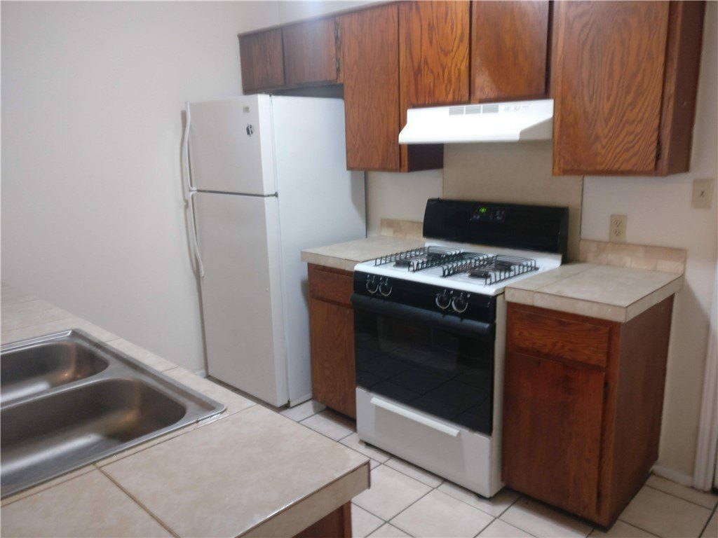665 N Betty Jo Dr – photo 3