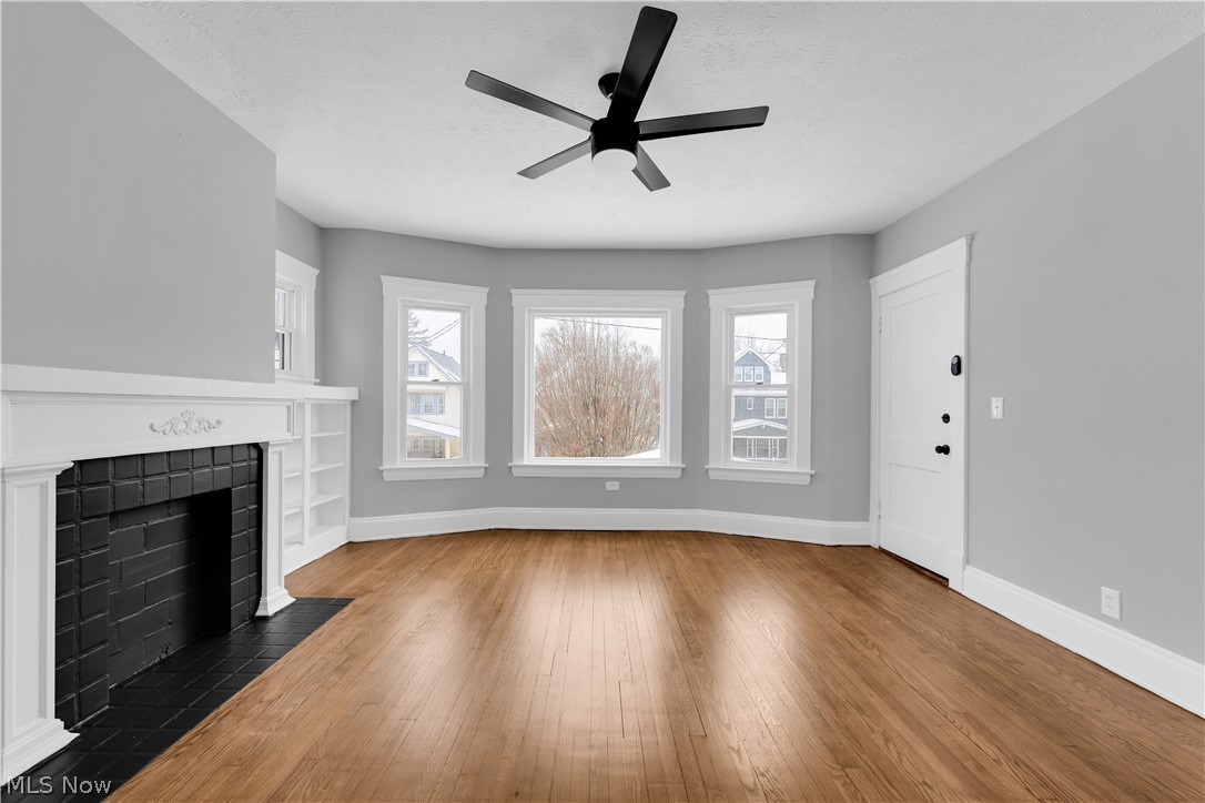 2638 E 126th St unit 2/UP – photo 4