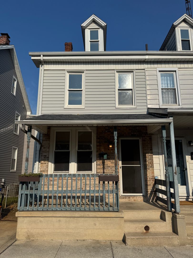 638 N Franklin St – photo 1