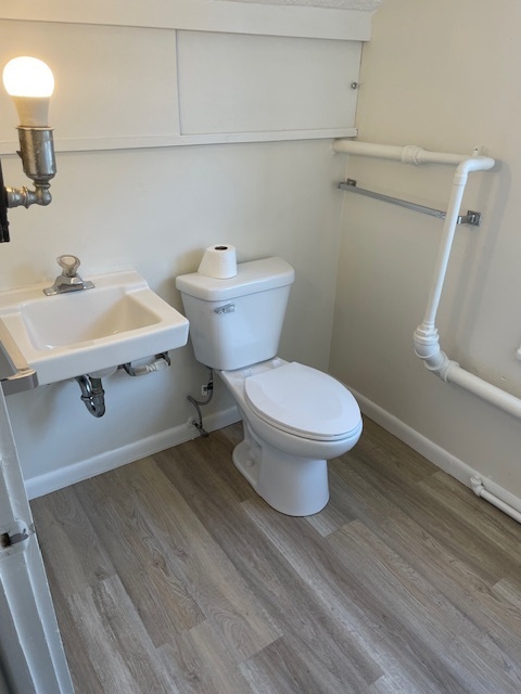 734 E Park St – photo 4