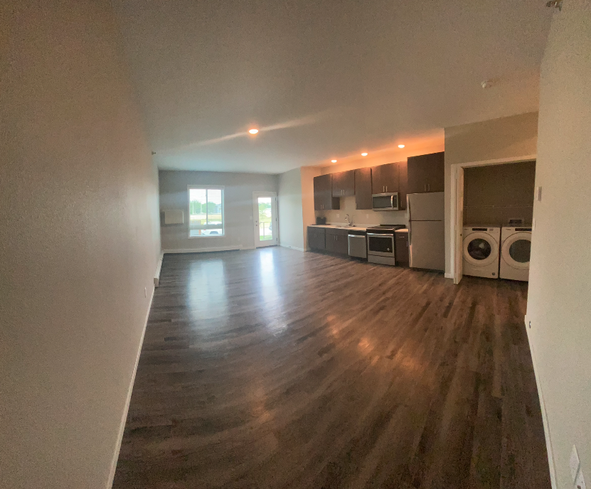 914 15th St N unit 101 – photo 1