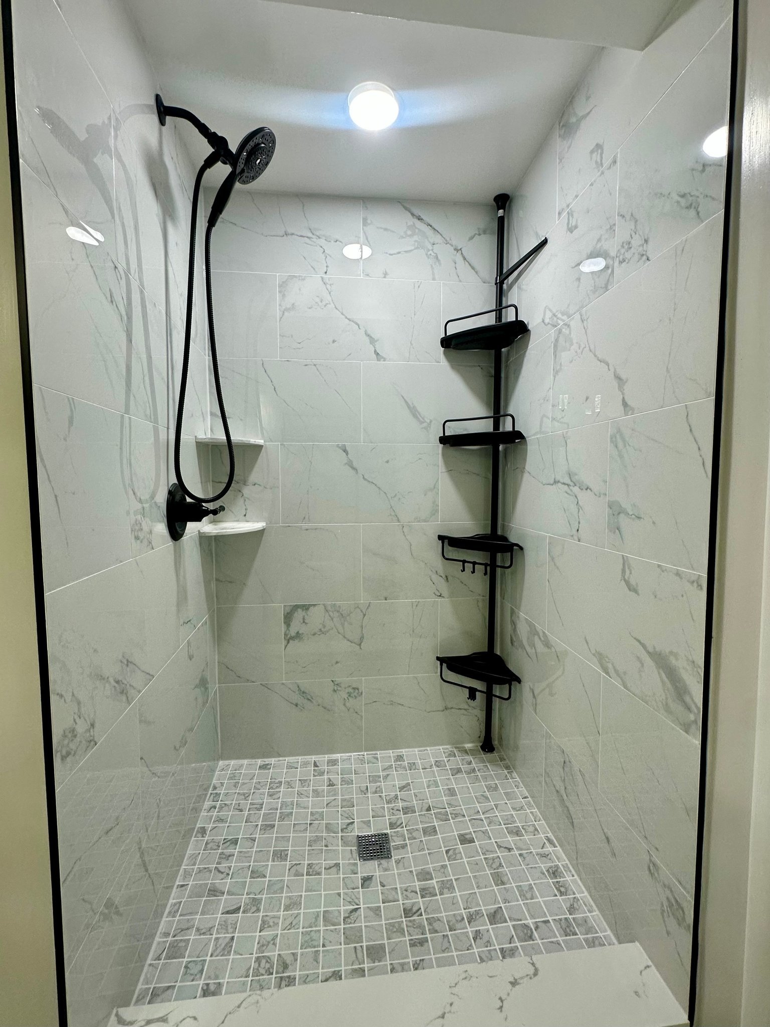 7501 Elmore Ln – photo 2